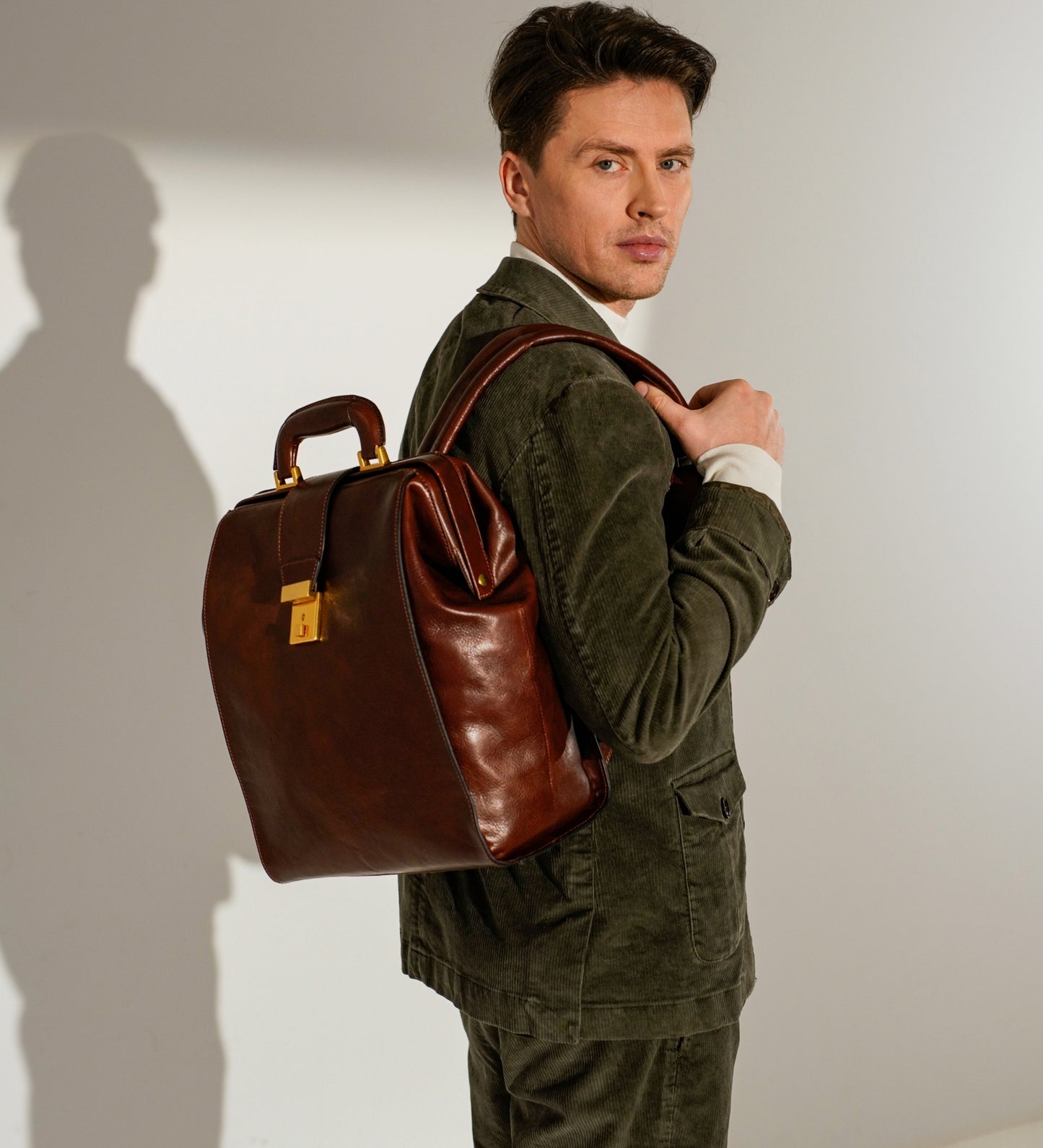 Rucksack aus Leder - A Brief Story of Time