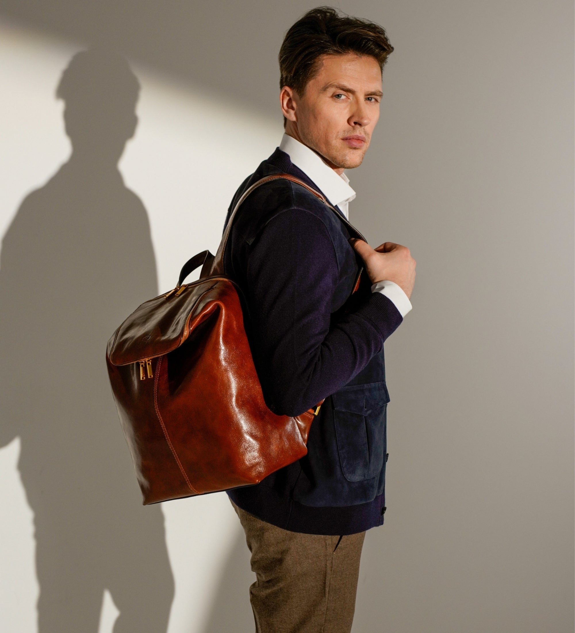 Rucksack aus Leder - A Bend in the River