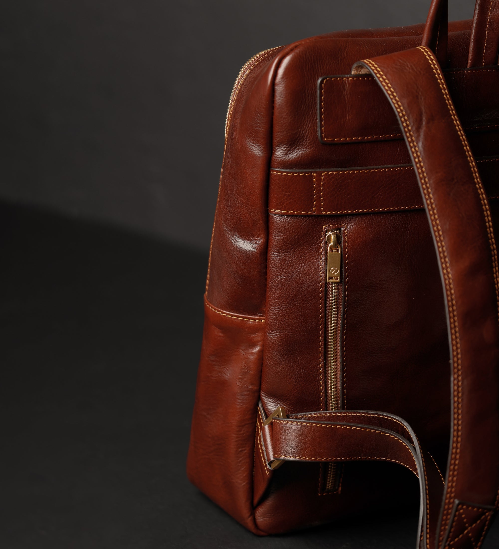 Damen Rucksack Reisetasche aus Leder - The Divine Comedy