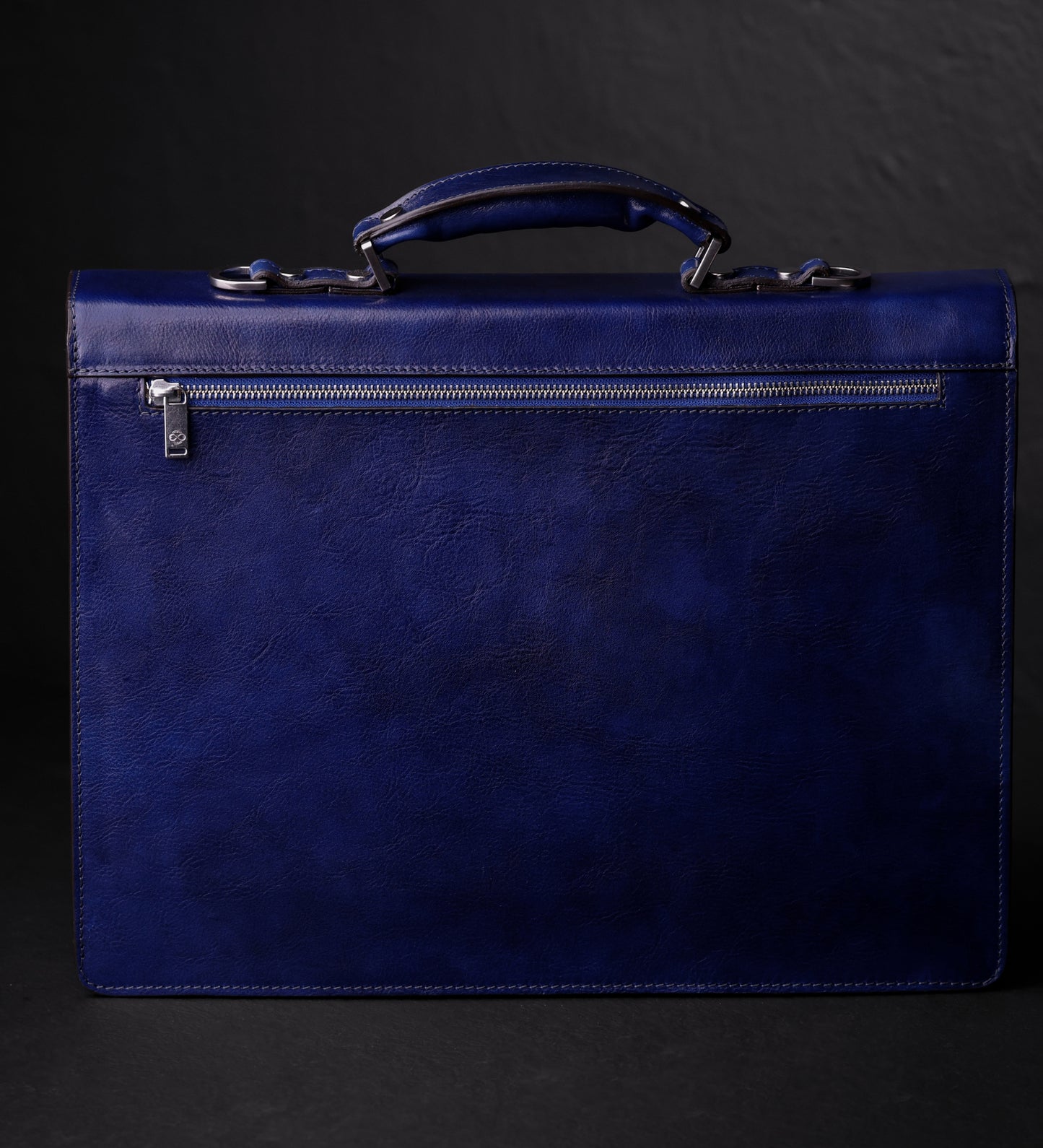 Aktentasche aus Leder im klassischen Design - The Magus