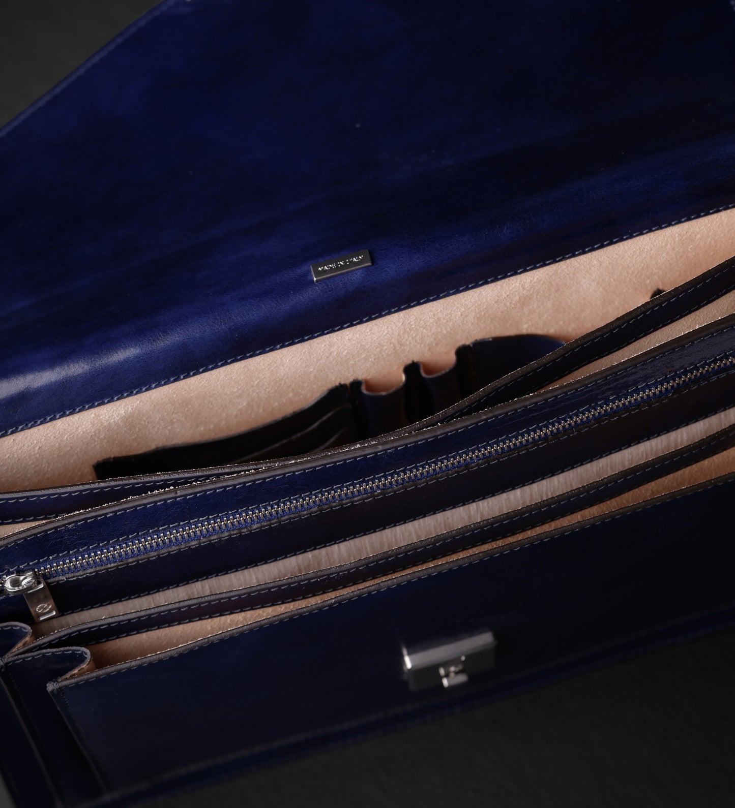 Aktentasche aus Leder im klassischen Design - The Magus