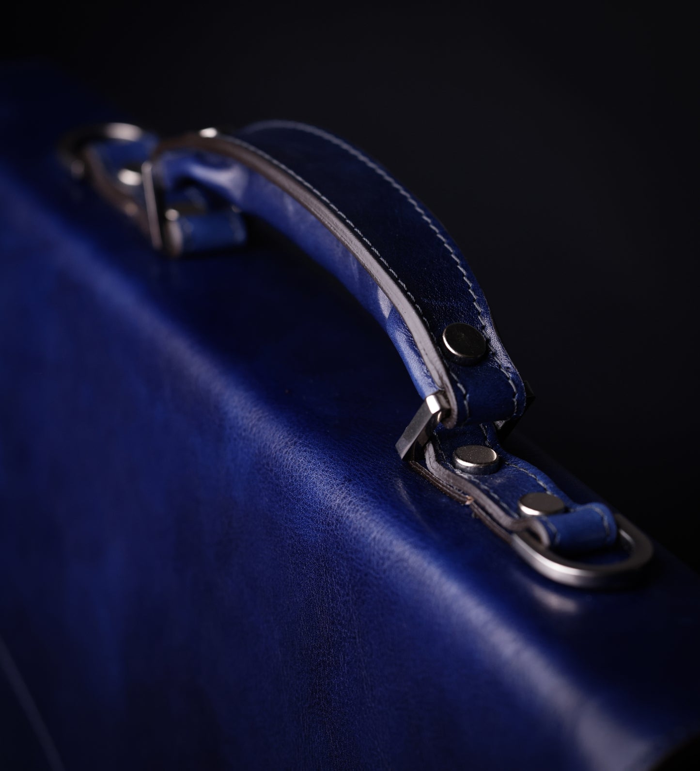 Aktentasche aus Leder im klassischen Design - The Magus