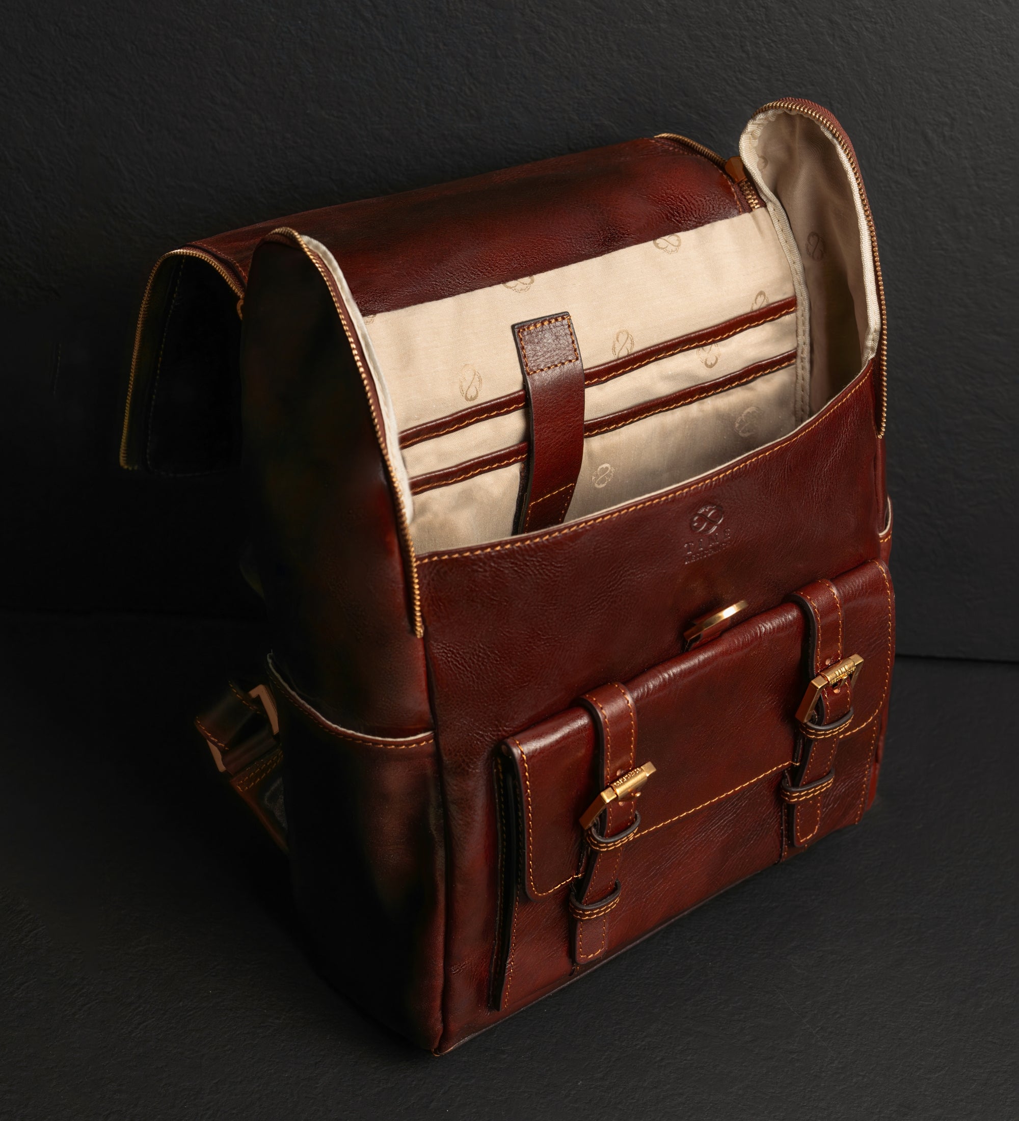 Großer Rucksack aus Leder für Damen - The Odyssey